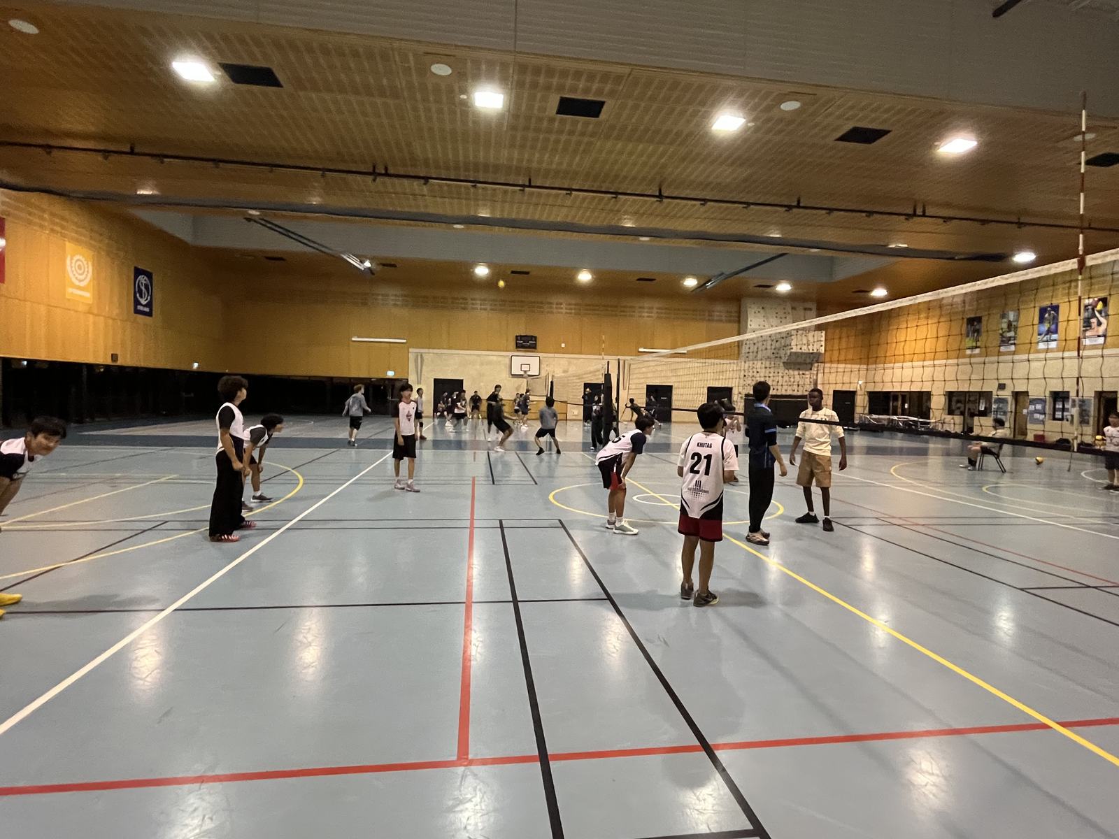 Players warming up on court